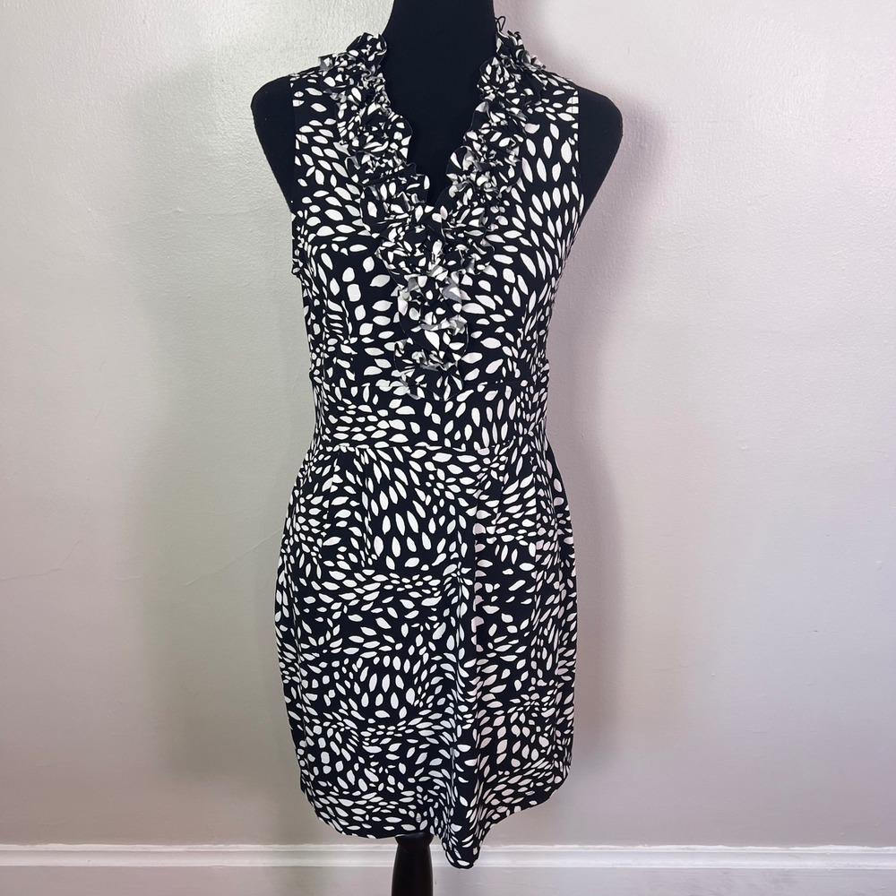 London Style Collection Sheath Dress 10 Black White Ruffle Neck Abstract Print